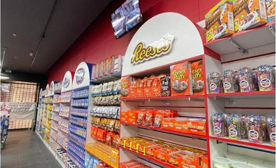 Brand new American sweet shop opens in Doncaster's Frenchgate Centre