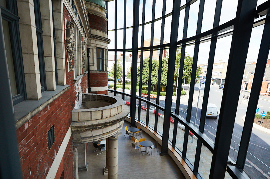 Danum Gallery, Library and Museum