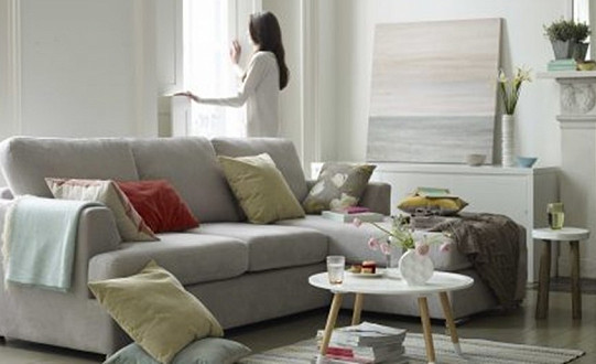 DFS Furniture revenue tops £1bn for first time