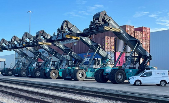 iPort Rail reach stacker fleet grows to six