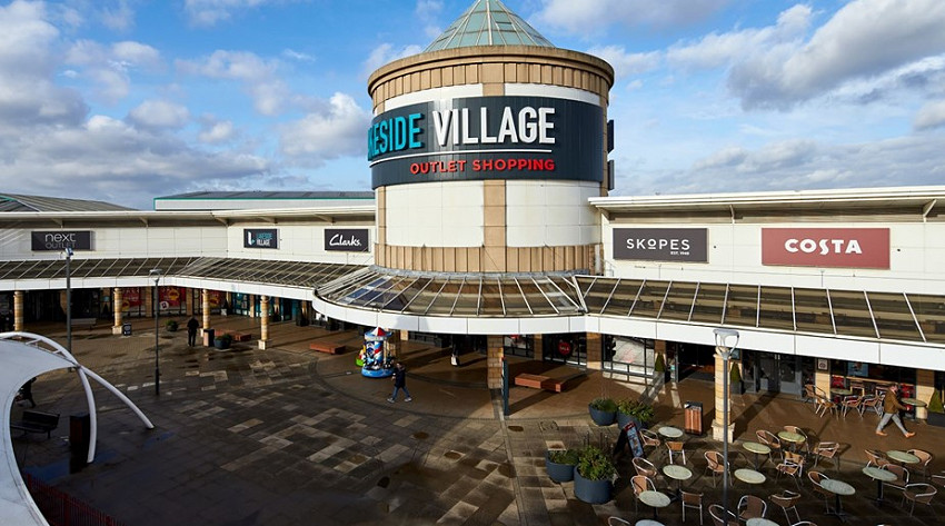 Lakeside clearance gap outlet